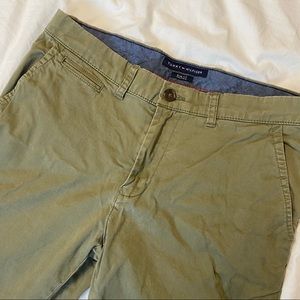 Men’s Khaki Green Tommy Hilfiger Casual Pants